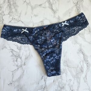 Victorias Secret Thong String Blue Floral Lace panty L